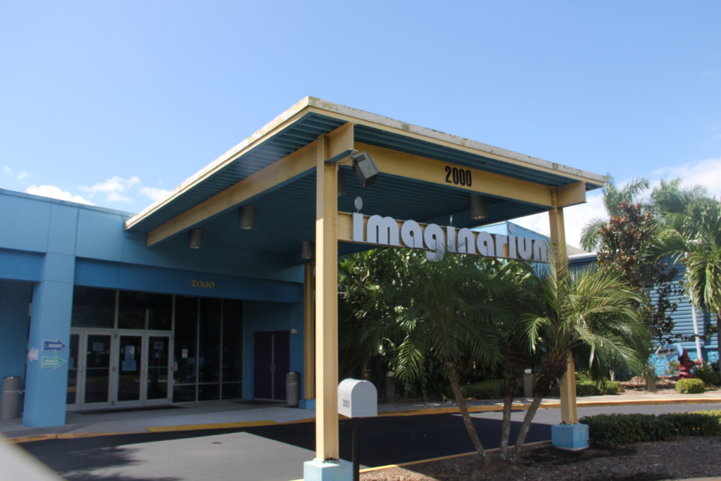 Imaginarium in Fort Myers - a cupful of carters - things to do with kids in Southwest Florida
