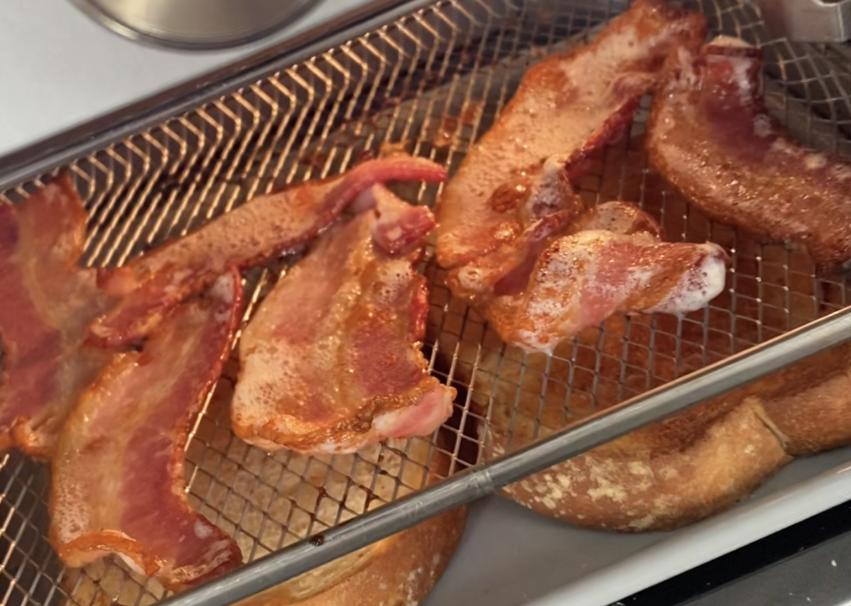 the perfect air fryer bacon with Pampered Chef | Acupful.com | how to keep bacon from smoking in air fryer