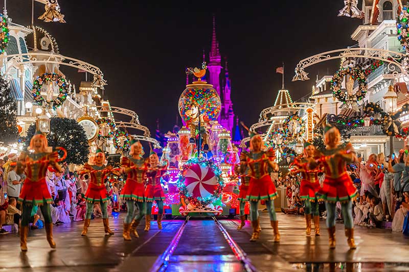 Christmas at Disney world -Mickey's -very-merry-parade